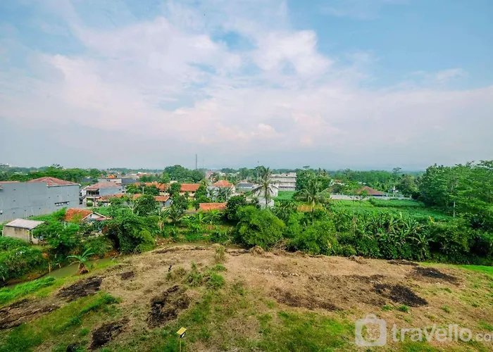Comfortable And Homey Studio Apartment At Dramaga Tower Near Ipb By Travelio