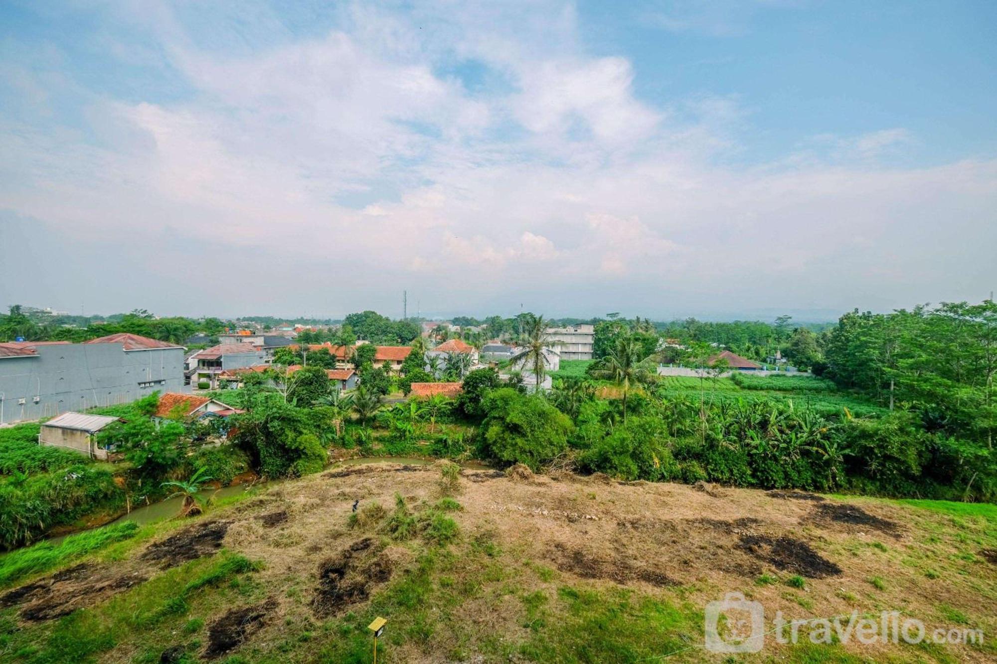 Apartemen Comfortable And Homey At Dramaga Tower Near Ipb By Travelio *