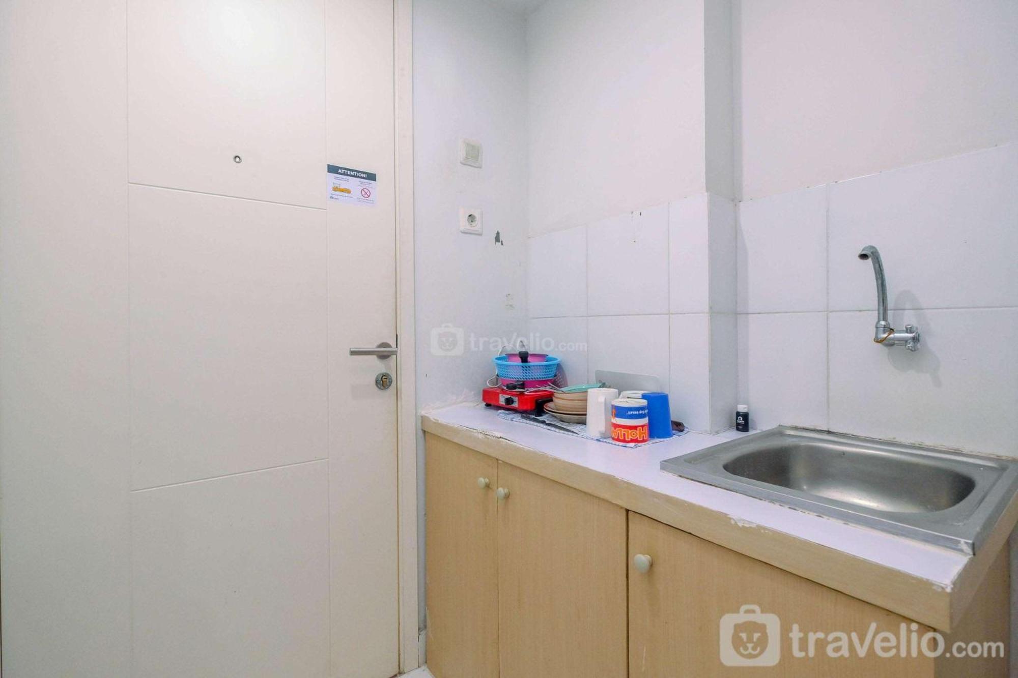 Comfortable And Homey At Dramaga Tower Near Ipb By Travelio